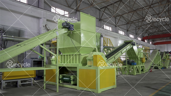 Intelligent Waste Refrigerator Disassembly Equipment